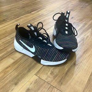 Nike Ashin Modern SE Athletic shoes
